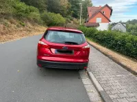 Gebraucht Ford Focus Titanium 150 PS (110 kW) 2011 Rot Kombi