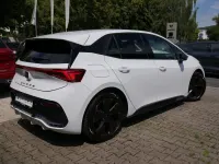 Gebraucht Cupra Born 150 kW (204 PS) 2024 Eisweiß Kleinwagen