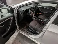 Gebraucht Hyundai i30 Edition 100 PS (73 kW) 2014 Silber Limousine