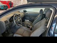 Gebraucht VW Golf V 85 PS (62 kW) 2003 Blau Kleinwagen