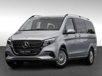 Gebraucht Mercedes V220 Style 163 PS (119 kW) 2024 Silber Van / Kleinbus