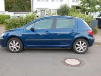 Gebraucht Peugeot 307 Tendance 107 PS (78 kW) 2003 Blau Limousine