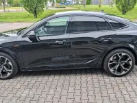 Gebraucht Audi e-tron Ambiente 369 kW (503 PS) 2022 Schwarz SUV