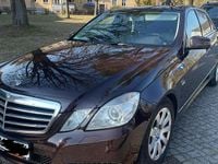 Second-hand Mercedes E250 109 CP (80 kW) 2011 Andere farben Berlinǎ