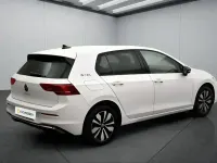 Gebraucht VW Golf VIII 150 PS (110 kW) 2025 Weiss Limousine