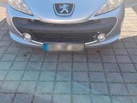 Gebraucht Peugeot 207 90 PS (66 kW) 2009 Grau Limousine