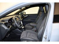 Second-hand Audi e-tron 210 kW (286 CP) 2024 Gri SUV