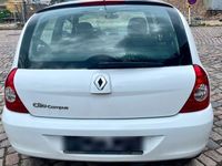 gebraucht Renault Clio mit neuem TÜV/ Kilometerstand 90.000