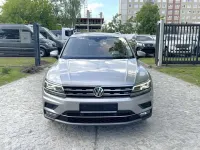Używany VW Tiguan Highline 150 KM (110 kW) 2020 Srebrny SUV