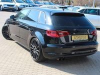 Gebraucht Audi A3 Attraction 122 PS (89 kW) 2013 Schwarz Limousine
