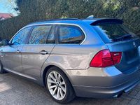 Gebraucht BMW 320 184 PS (135 kW) 2012 Silber Kombi