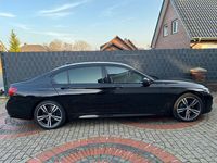 Gebraucht BMW 750L Performance 400 PS (294 kW) 2017 Schwarz Limousine