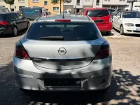 Usata Opel Astra 90 CV (66 kW) 2009 Argento Coupé
