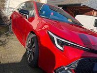 Gebraucht Toyota Corolla 140 PS (102 kW) 2025 Rot Kombi