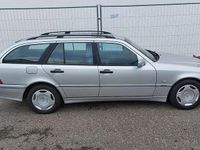 Gebraucht Mercedes C200 102 PS (75 kW) 2000 Silber Kombi