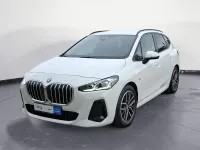 Gebraucht BMW 223 Active Tourer Performance 197 PS (144 kW) 2023 Weiß Van / Kleinbus