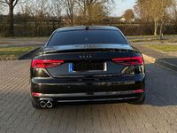 Gebraucht Audi A5 Ambiente 190 PS (139 kW) 2016 Schwarz Coupé