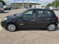 Gebraucht Renault Clio II Expression 75 PS (55 kW) 2010 Schwarz Kleinwagen