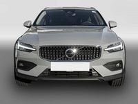 Gebraucht Volvo V60 CC Plus 197 PS (144 kW) 2023 Grau Kombi