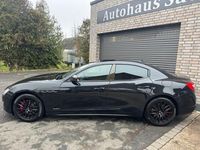 Gebraucht Maserati Ghibli 275 PS (202 kW) 2018 Schwarz Limousine