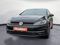 Gebraucht VW Golf VII Sound 110 PS (80 kW) 2018 Deep black perleffekt Limousine