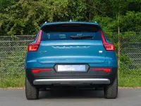 Używany Volvo XC40 211 KM (155 kW) 2022 Niebieski SUV