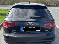 Gebraucht Audi A3 Attraction 110 PS (80 kW) 2015 Schwarz Kleinwagen