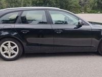 Second-hand Audi A4 Ambiente 143 CP (105 kW) 2012 Negru Break