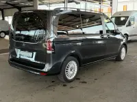 Gebraucht Mercedes V220 Style 163 PS (119 kW) 2025 Grau Van / Kleinbus