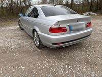Gebraucht BMW 330 231 PS (169 kW) 2003 Silber Coupé