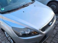Gebraucht Ford Focus 116 PS (85 kW) 2009 Silber Kleinwagen