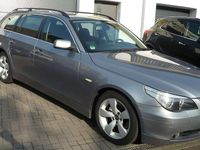 Gebraucht BMW 525 177 PS (130 kW) 2007 Grau Kombi