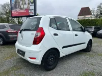 Gebraucht Hyundai i10 Edition 69 PS (50 kW) 2013 Weiß Kleinwagen