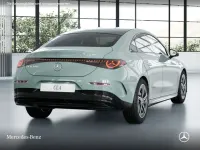 Gebraucht Mercedes CLA180 AMG 136 PS (100 kW) 2026 Unilack aquamint uni Limousine