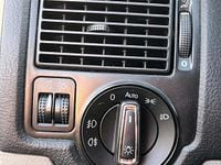 Gebraucht VW Golf IV 75 PS (55 kW) 2001 Silber Kleinwagen