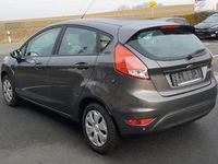 Gebraucht Ford Fiesta Trend 95 PS (69 kW) 2016 Magnetic Kleinwagen