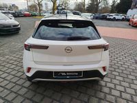 Gebraucht Opel Mokka Elegance 131 PS (96 kW) 2021 Matcha green/ikone gruen SUV