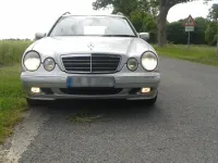 Gebraucht Mercedes E240 177 PS (130 kW) 2000 Silber Kombi