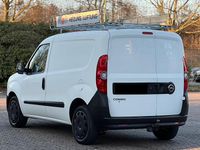 Gebraucht Opel Combo 95 PS (69 kW) 2017 Weiß Van / Kleinbus