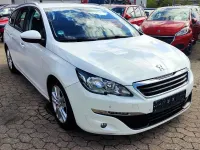 Gebraucht Peugeot 308 Active 120 PS (88 kW) 2016 Weiß Kombi