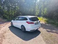 Gebraucht Ford Focus ST 250 PS (183 kW) 2014 Weiß Kombi