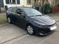 Gebraucht Kia Ceed 136 PS (100 kW) 2023 Grau Kleinwagen