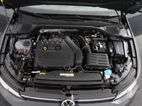 gebraucht VW Golf VIII Variant VIII 1.5 eTSI DSG Life Navi AHK LED A
