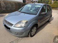 Gebraucht Ford Fiesta 69 PS (50 kW) 2006 Blau Kleinwagen