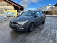 Gebraucht Kia Ceed Spirit 86 PS (63 kW) 2011 Grau Kleinwagen
