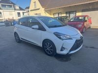 Gebraucht Toyota Yaris Club 111 PS (81 kW) 2019 Weiß Limousine