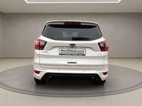 Gebraucht Ford Kuga ST-Line 184 PS (135 kW) 2018 Weiß SUV