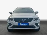 Gebraucht Volvo XC60 Momentum 245 PS (180 kW) 2016 Weiß SUV