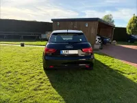 Gebraucht Audi A1 Attraction 86 PS (63 kW) 2011 Schwarz Kleinwagen