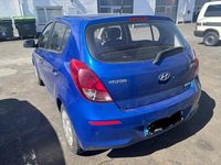 Gebraucht Hyundai i20 75 PS (55 kW) 2013 Blau Kleinwagen